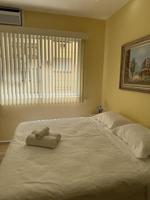 Em Copacabana Apartment *